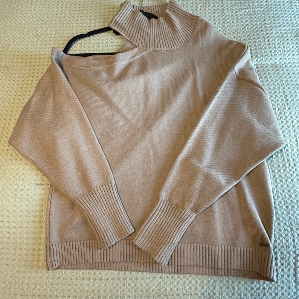 Women's Tan Sweater